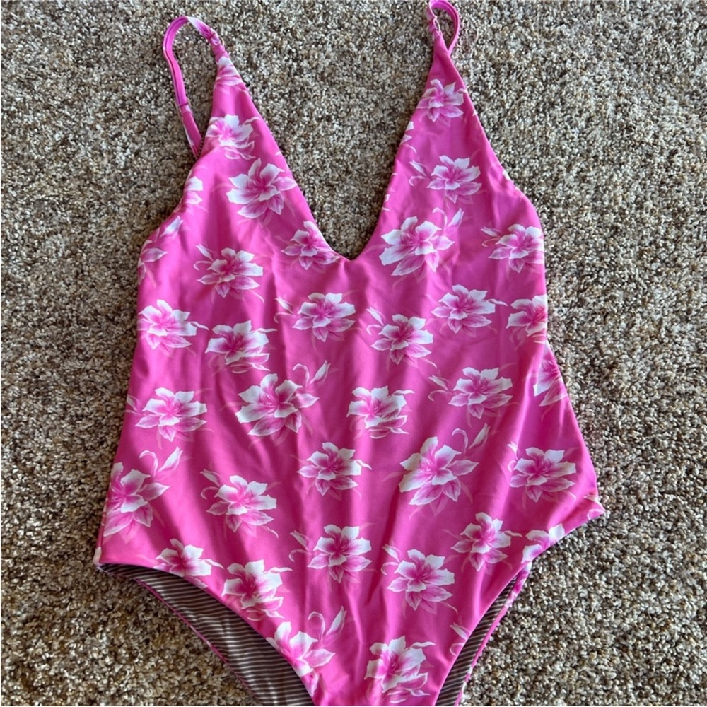 Pink Acacia Lenny Full Piece